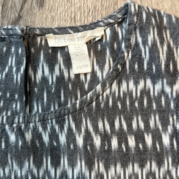 Eileen Fisher Organic cotton sleeveless box top xs - Picture 2 of 6